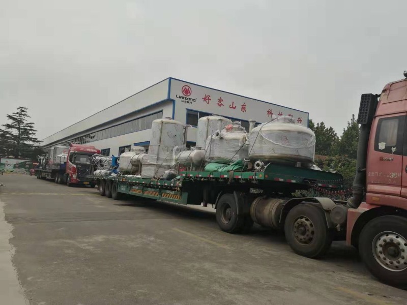 果蔬脆片真空油炸機發(fā)貨--聯興